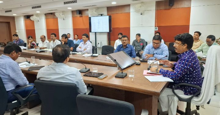 Minister Dr. Krushna Chandra Mohapatra reviews H&UD department activities