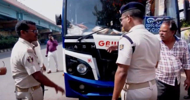 Commissionerate Police cracks down on use of loud horns in Bhubaneswar
